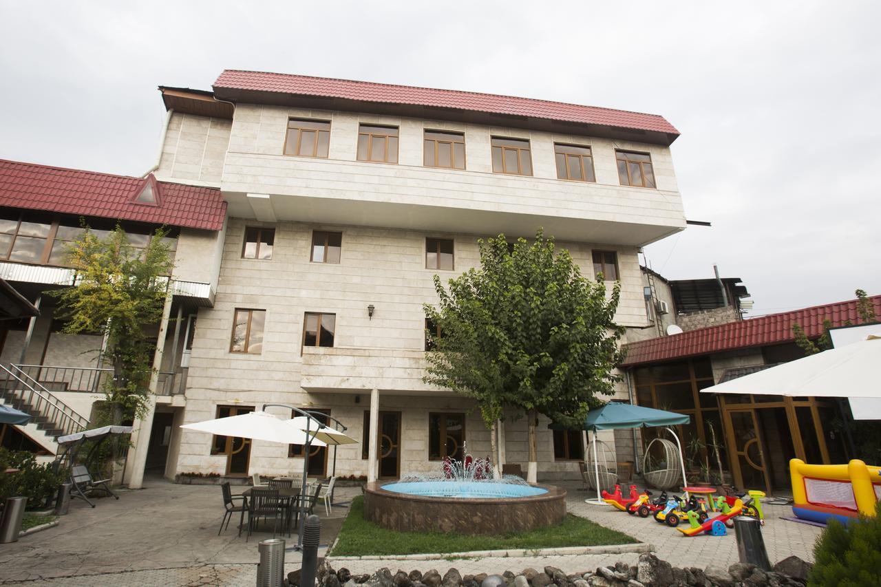 Argavand Aratta Hotel מראה חיצוני תמונה
