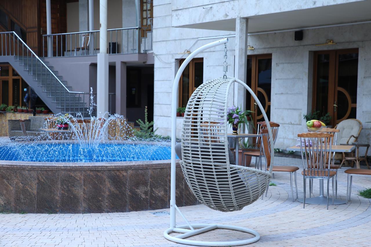 Argavand Aratta Hotel מראה חיצוני תמונה