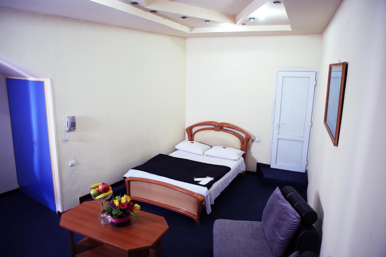 Argavand Aratta Hotel מראה חיצוני תמונה